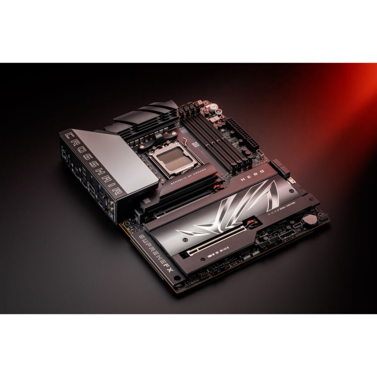 ROG Crosshair X870E Hero_12.jpg