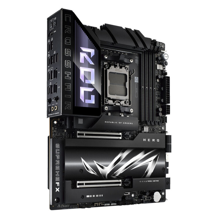 ROG Crosshair X870E Hero_02.jpg