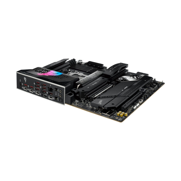 ROG Strix X870E-E Gaming WiFi 08.jpg