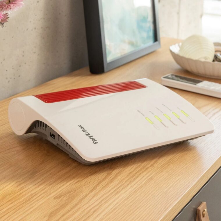 FRITZ Box 7690_02.jpg